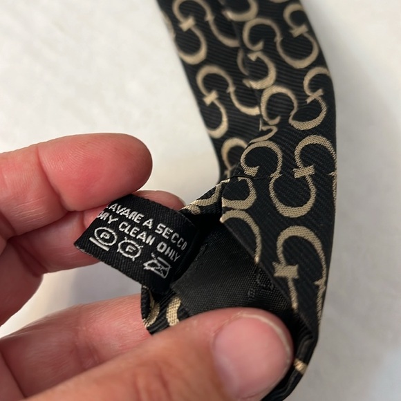 GUCCI MENS SILK NECK TIE - Picture 8 of 13
